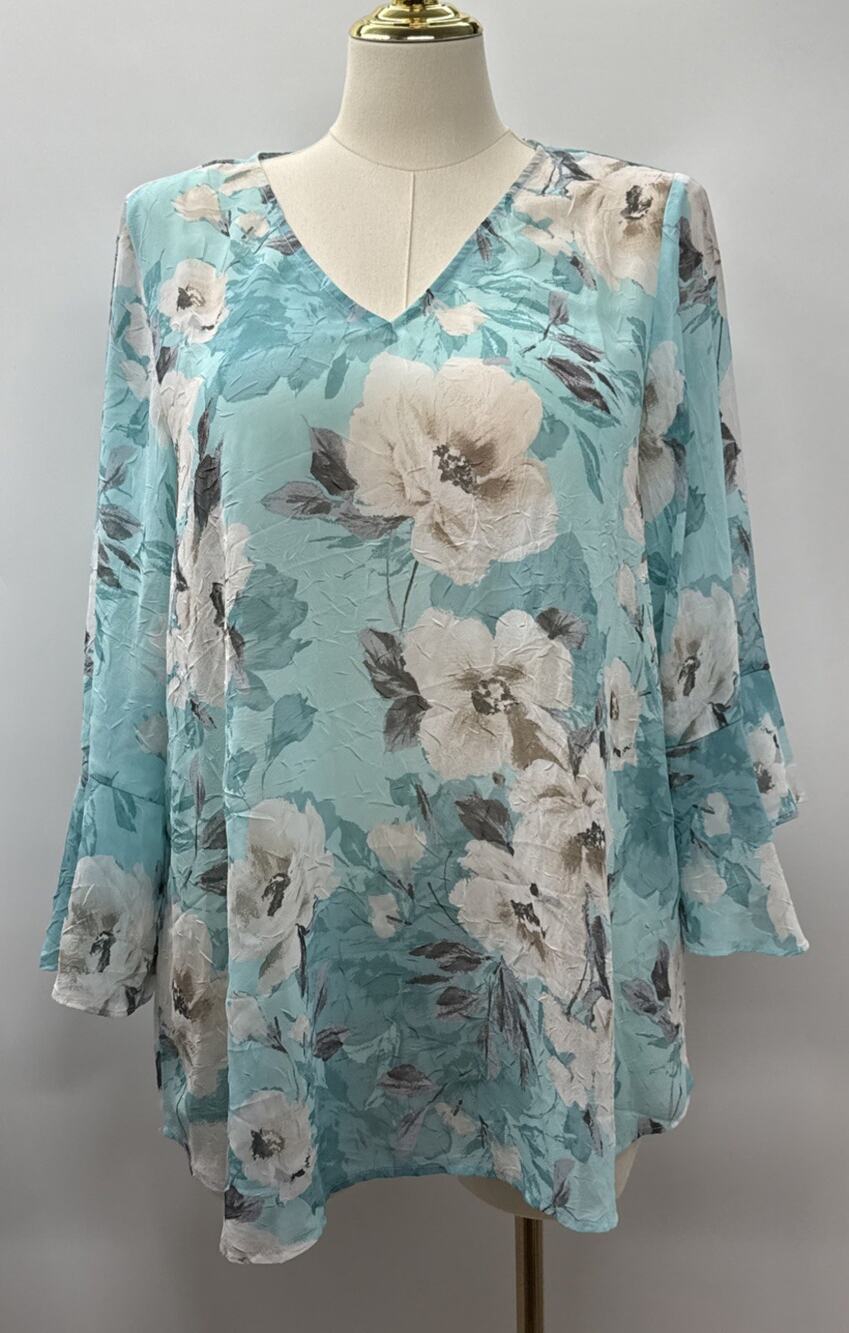 Sarah Michelle Women’s Blue Floral Blouse Plus Size 2X